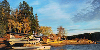 Kanada-Expeditionen: Mit dem Wasserflugzeug zur Nature Trails Wilderness Lodge am Tetachuck Lake im Tweedsmuir Park